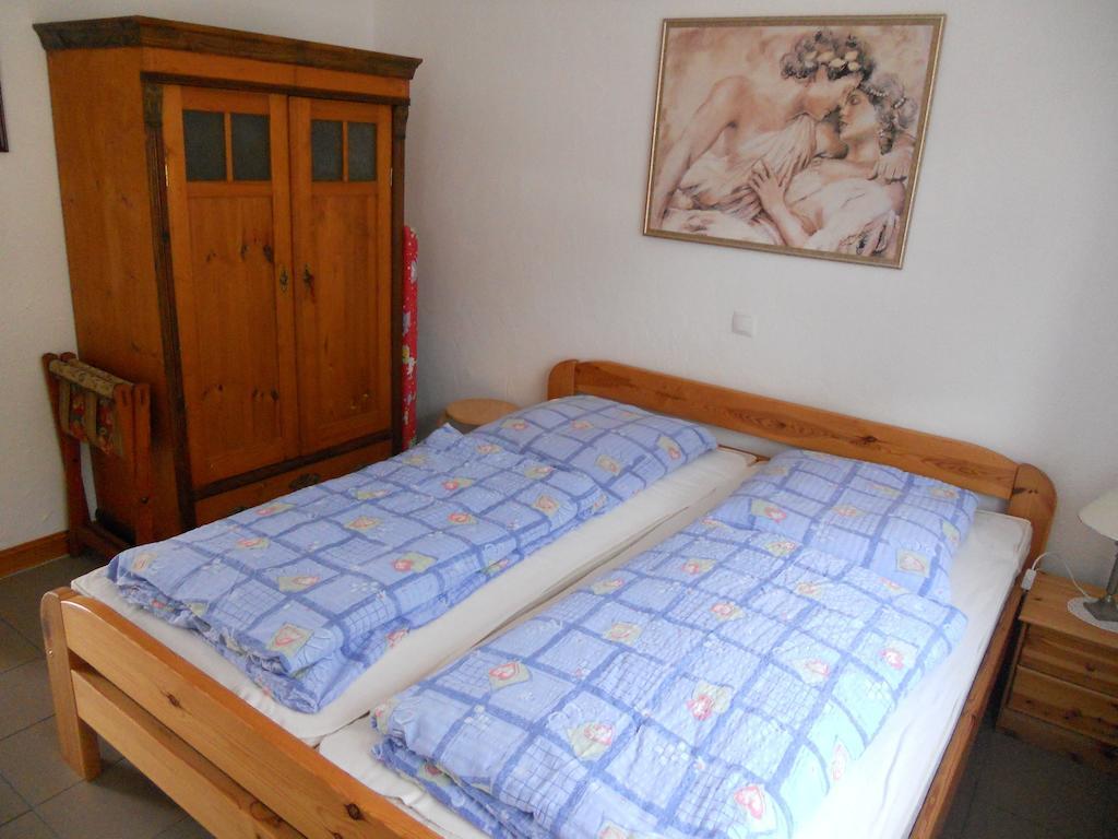 Ferienwohnung Haus Britta Rügen Lietzow Zimmer foto