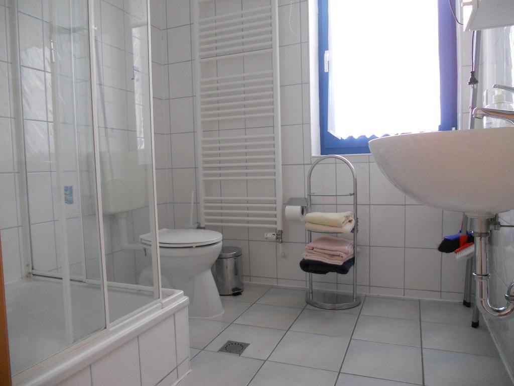 Ferienwohnung Haus Britta Rügen Lietzow Zimmer foto